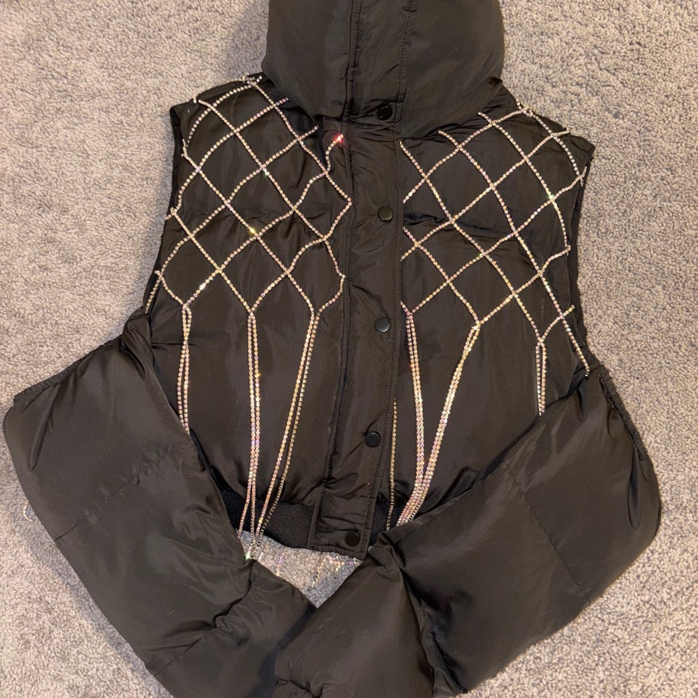AKIRA Black Cold-Shoulder Puffer Coat With Iridescent Rhinestones Size M - Picture 2 of 16